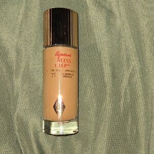 Charlotte Tilbury Flawless Filter In Shade 5.5 Tan
